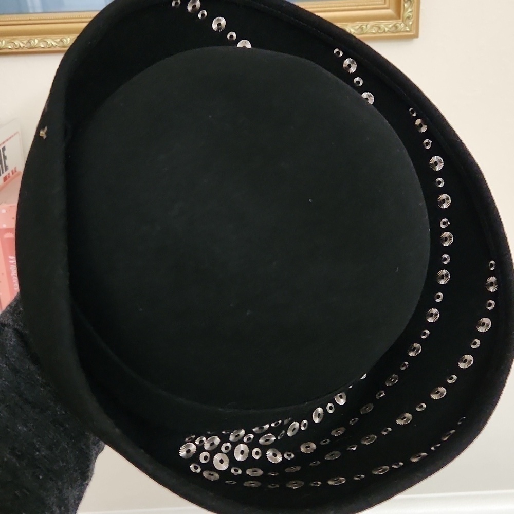 Vintage Archie Eason Black Church Hat Sophisticated Classy Elegant  Silver Studs - Picture 2 of 9
